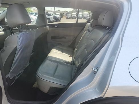 Used 2018 Kia Sportage EX FWD image 19
