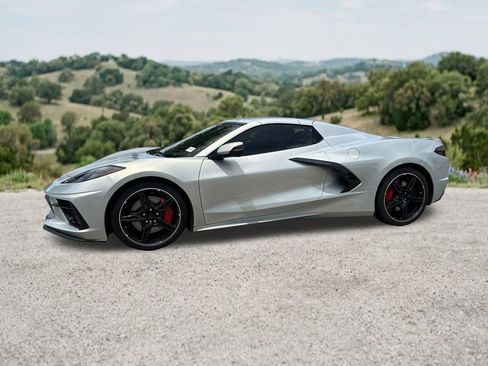 Used 2023 Chevrolet Corvette Stingray Preferred Conv w/ Z51 Performance Package RWD image 4