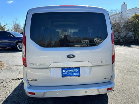 Used 2021 Ford Transit Connect XLT image 5
