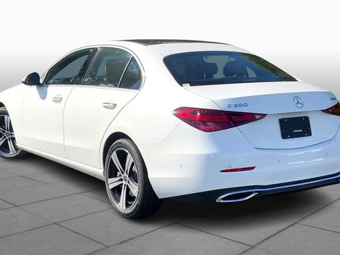 Used 2025 Mercedes-Benz C 300 4MATIC Sedan image 4