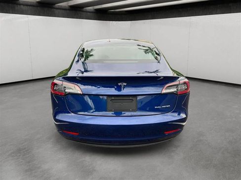 Used 2022 Tesla Model 3 Long Range AWD/4WD image 3