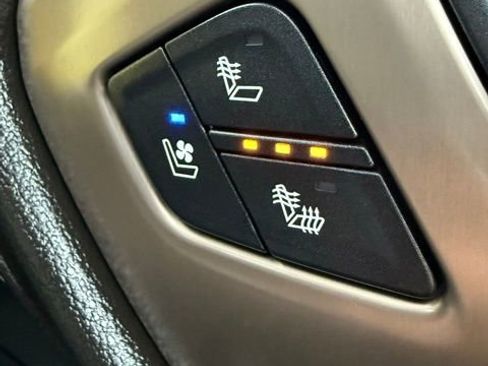 Used 2018 GMC Sierra 1500 Denali w/ Denali Ultimate Package image 30