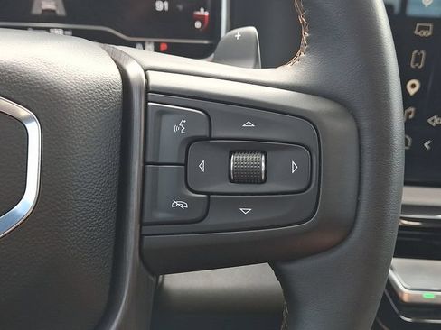 Used 2023 GMC Sierra 1500 AT4 w/ Technology Package AWD/4WD image 22