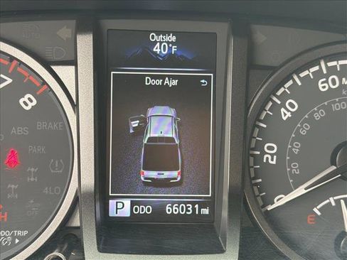 Certified 2022 Toyota Tacoma TRD Sport image 17