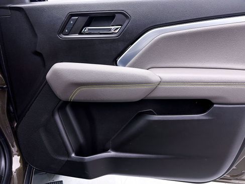 Used 2023 Chevrolet Colorado ZR2 w/ ZR2 Convenience Package III image 39