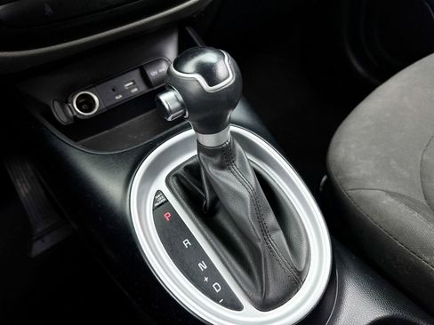 Used 2016 Kia Soul image 16