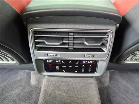 Used 2024 Audi SQ7 Premium Plus AWD/4WD image 18
