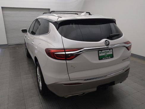Used 2019 Buick Enclave Essence FWD image 6