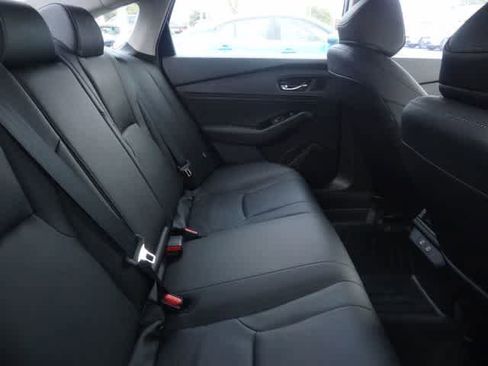 Used 2025 Honda Accord Touring image 14