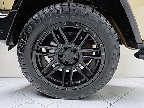 Used 2022 Mercedes-Benz G 550 image 43