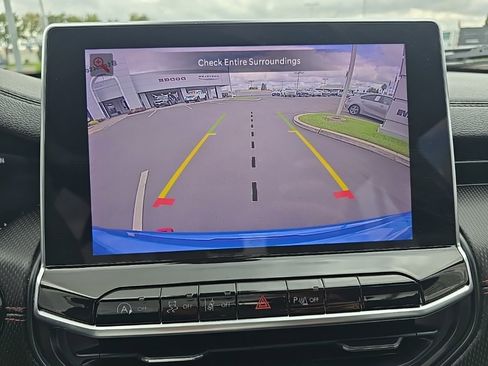 Used 2023 Jeep Compass Trailhawk w/ Trailhawk Elite Group image 39