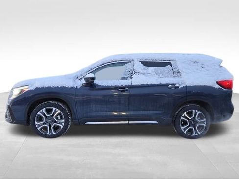 Used 2024 Subaru Ascent Limited w/ Technology Package image 10