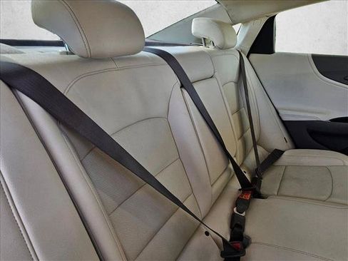 Used 2024 Chevrolet Malibu LT FWD image 17