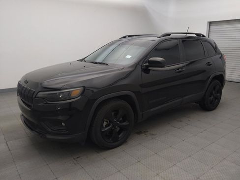 Used 2021 Jeep Cherokee Latitude Plus image 2