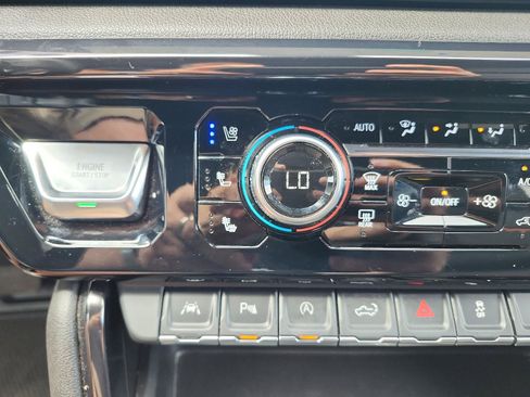Certified 2024 GMC Sierra 1500 AT4 w/ Technology Package AWD/4WD image 22