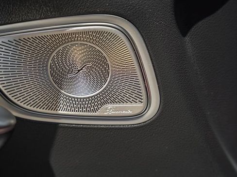 Used 2024 Mercedes-Benz GLC 43 AMG 4MATIC image 32