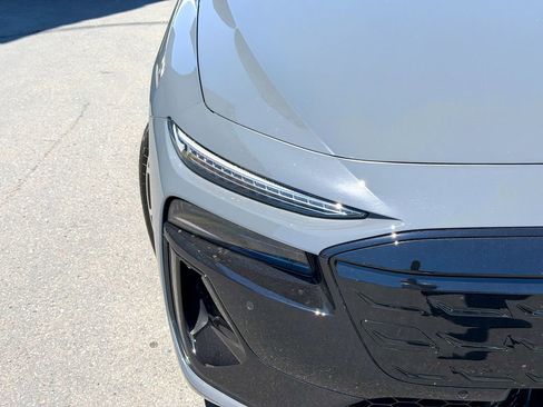 New 2027 Audi A6 e-tron Premium Plus AWD/4WD image 4