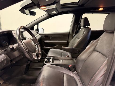 Used 2023 Honda Odyssey Sport image 10