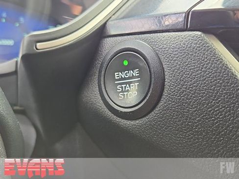 Used 2022 Ford Escape SEL w/ SEL Stealth AWD Package image 4