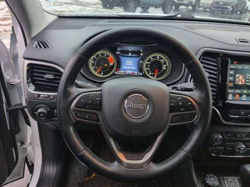 Used 2020 Jeep Cherokee Limited image 22