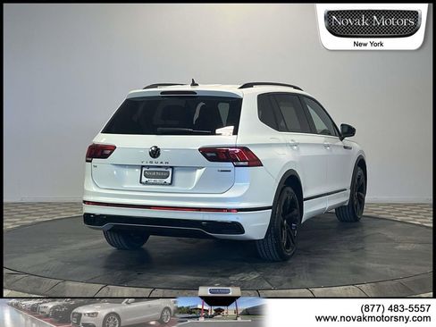Used 2023 Volkswagen Tiguan SE R-Line image 8