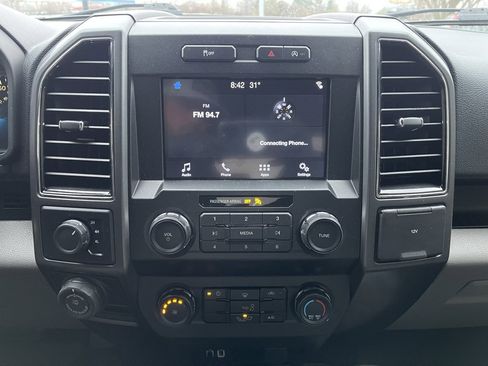 Used 2019 Ford F150 XLT w/ XTR Package image 10