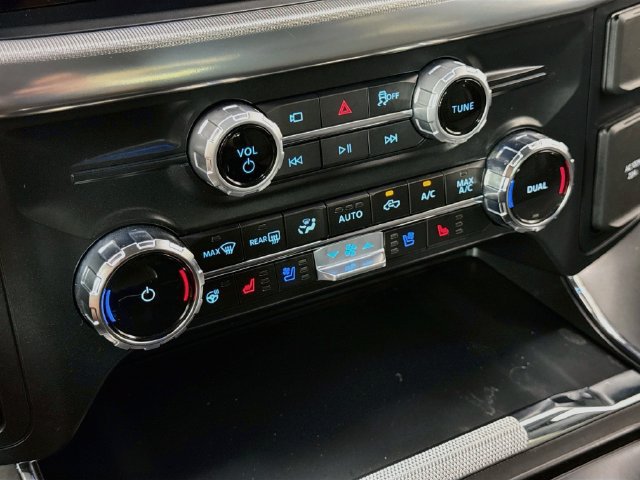 Used 2025 Ford F150 Lariat w/ Equipment Group 501A Mid AWD/4WD image 16