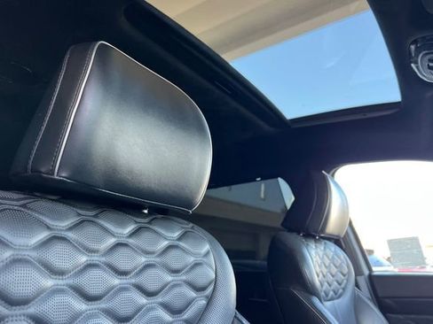 Used 2022 Hyundai Palisade Calligraphy image 20