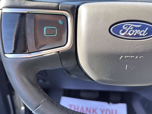 Used 2025 Ford Expedition Active image 17