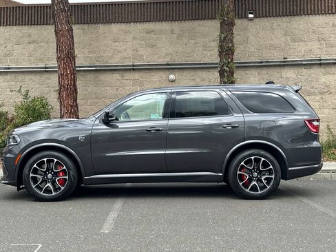 New 2026 Dodge Durango SRT Hellcat w/ Trailer Tow Group IV AWD/4WD image 6