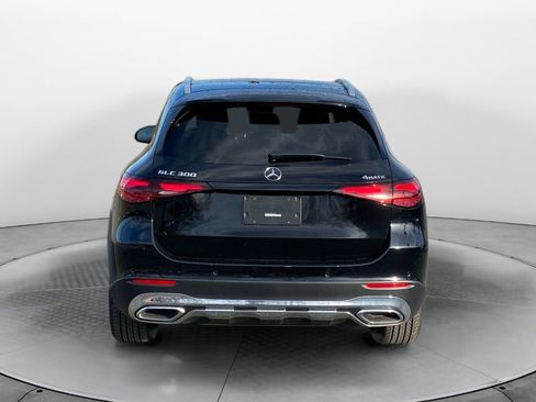 Used 2025 Mercedes-Benz GLC 300 4MATIC image 6