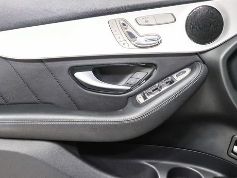 Used 2022 Mercedes-Benz GLC 300 image 24