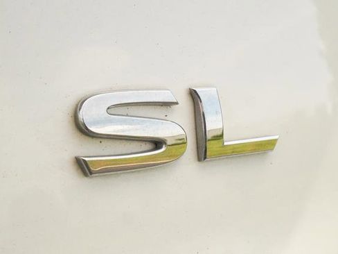 Used 2023 Nissan Rogue SL FWD image 42