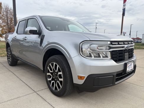 Used 2023 Ford Maverick Lariat w/ Lariat Luxury Package image 34