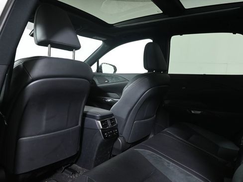 Used 2024 Lexus RX 350 AWD w/ Convenience Package image 7
