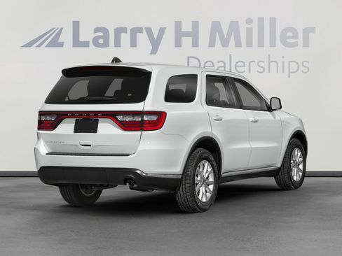 Used 2022 Dodge Durango R/T w/ Blacktop Package image 2