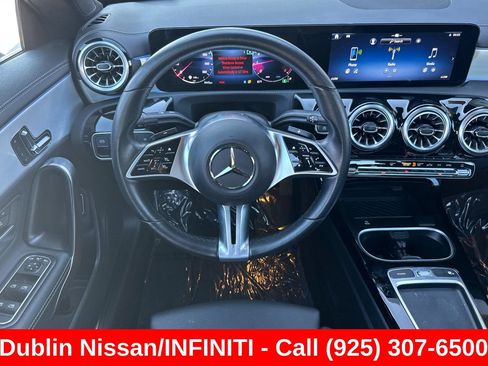 Used 2025 Mercedes-Benz CLA 250 image 17