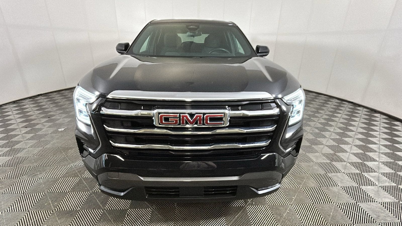 Used 2026 GMC Terrain Elevation FWD image 8