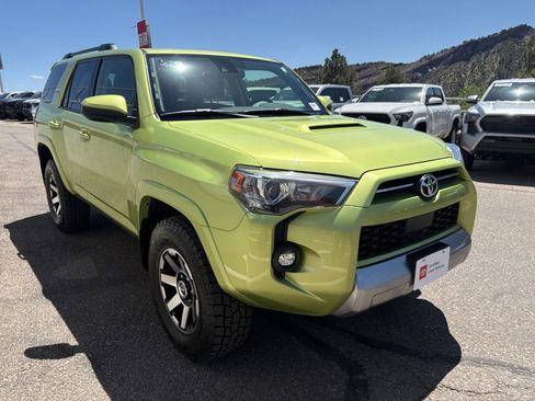 Certified 2023 Toyota 4Runner TRD Off-Road AWD/4WD image 12