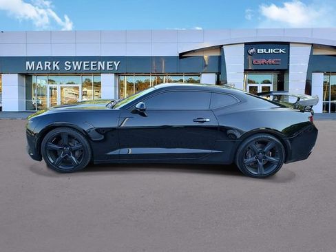 Used 2017 Chevrolet Camaro SS RWD image 26