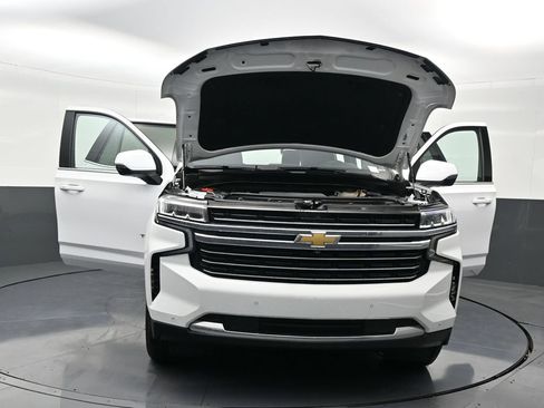 Used 2022 Chevrolet Tahoe LT w/ Luxury Package image 37