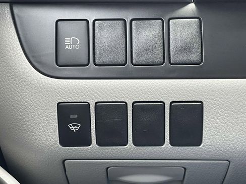 Used 2019 Toyota Highlander LE image 23