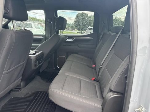 Used 2025 Chevrolet Silverado 1500 RST AWD/4WD image 17