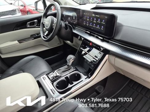 Used 2024 Kia Carnival SX Prestige FWD image 13