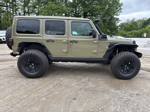 New 2026 Jeep Wrangler Unlimited Rubicon w/ Technology Group AWD/4WD image 6