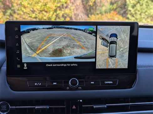 New 2025 Mitsubishi Outlander SE image 19