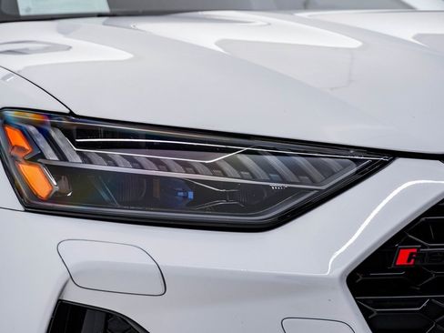 Used 2023 Audi RS 7 Sportback image 7