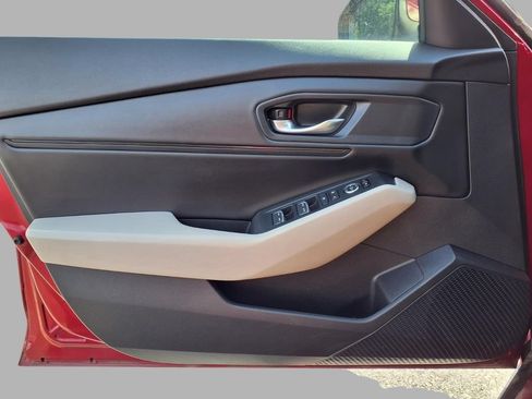 Used 2024 Honda Accord EX image 18
