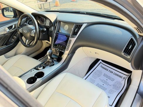 Used 2014 INFINITI Q50 AWD w/ Moonroof Package image 39