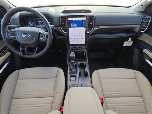 New 2025 Ford Ranger Lariat image 9